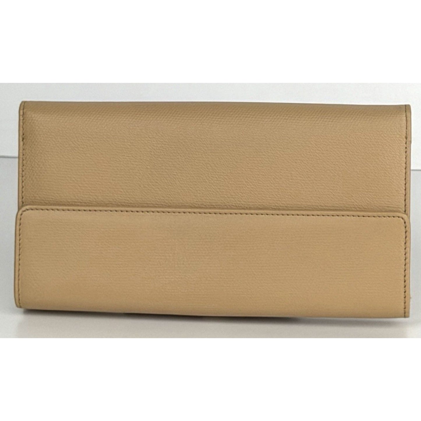 Chanel Interlocking CC Logo Continental Wallet in Beige Vintage 2004-2005 K2