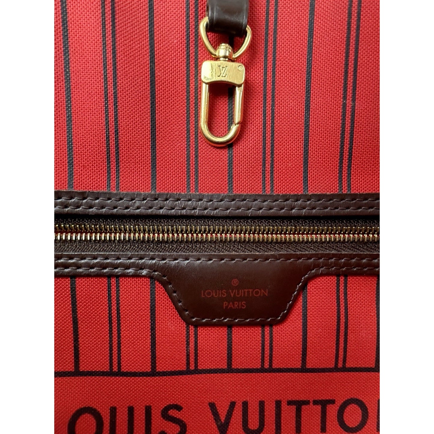 Louis Vuitton Neverfull MM Tote Bag in Damier Ebene Coated Canvas 2017 S
