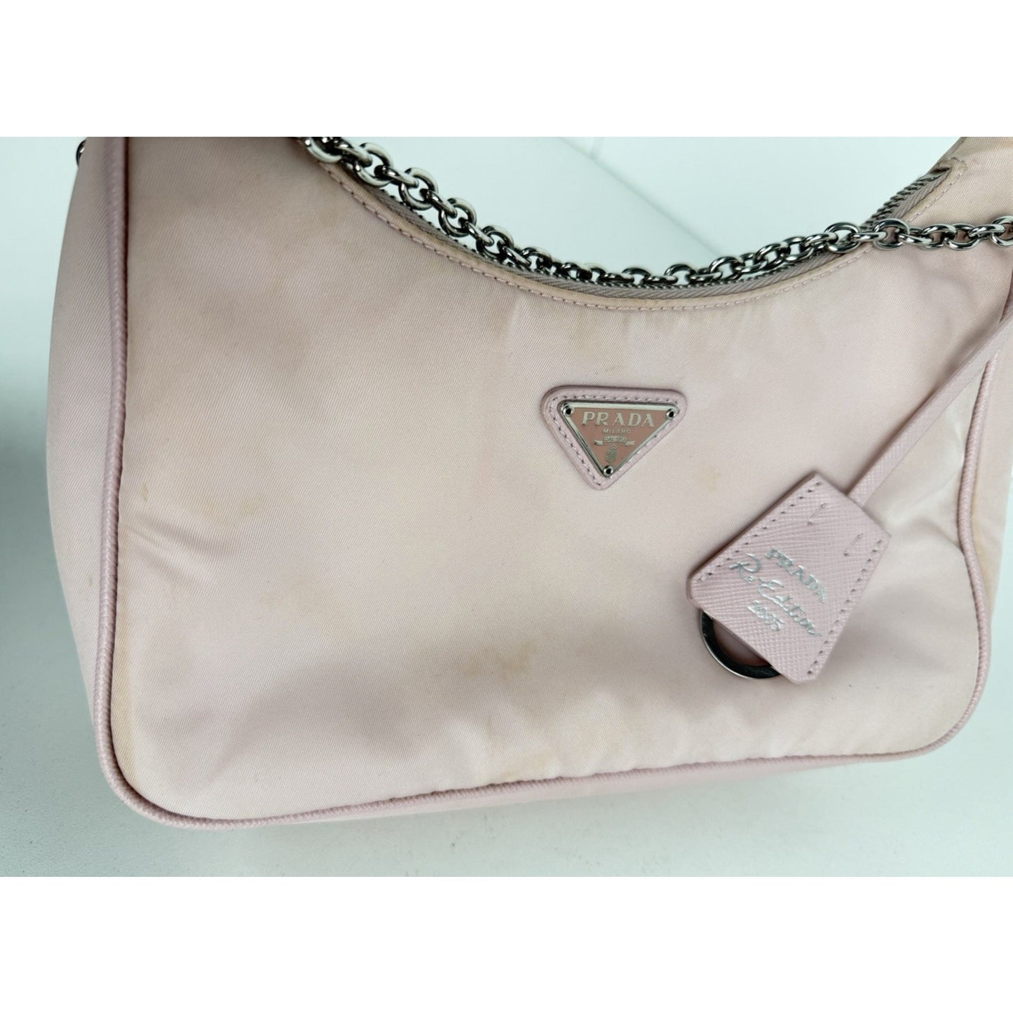 Prada Tessuto Re-Edition 2005 Shoulder Bag in Light Pink Nylon S08