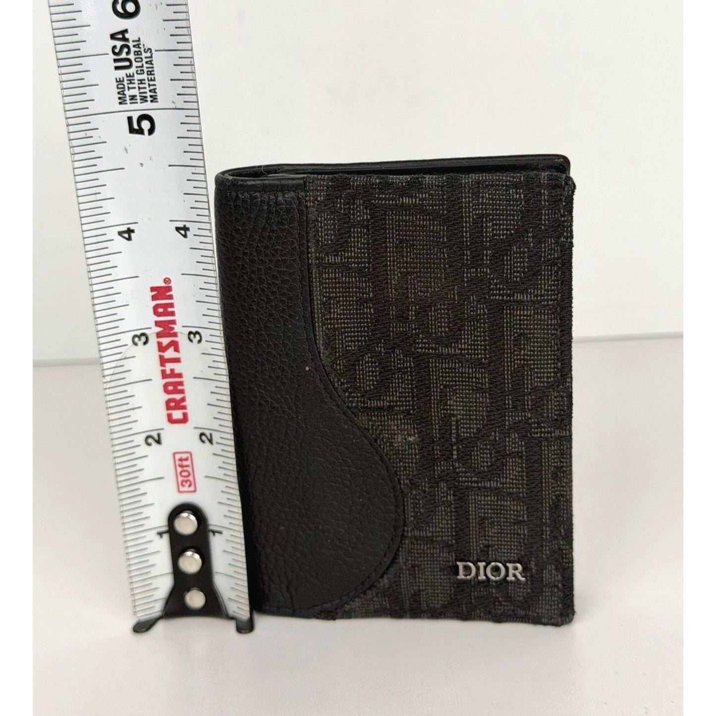 Dior Saddle Vertical Bifold Card Holder in Black Grained Leather 2023