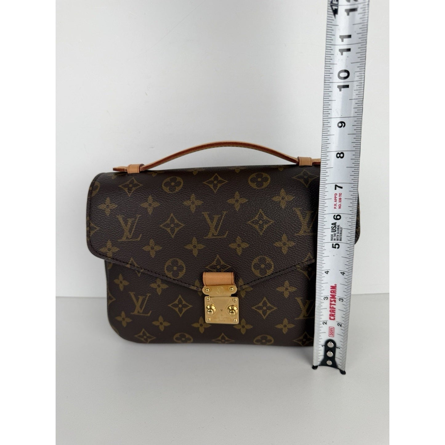 Louis Vuitton Pochette Metis Handbag in Brown LV Monogram Coated Canvas NFC B-4