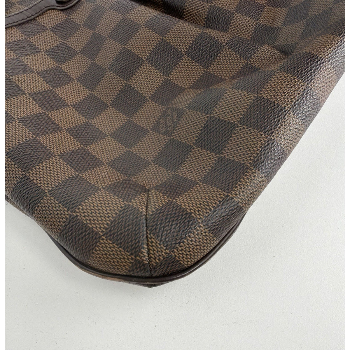 Louis Vuitton Bloomsbury Crossbody Bag PM in Damier Ebene Coated Canvas 2017 S08