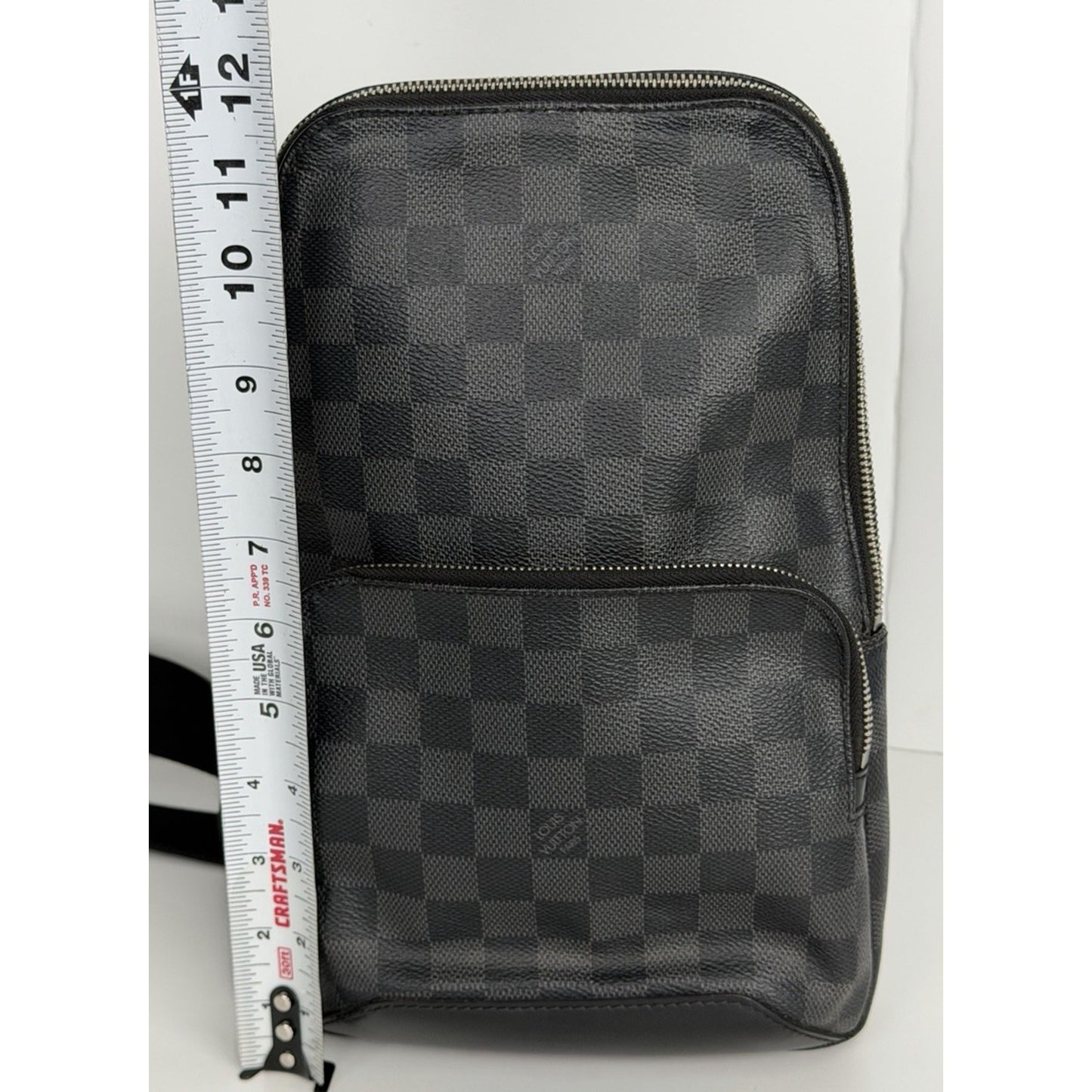 Louis Vuitton Avenue Sling Bag in Damier Graphite Coated Canvas S-05