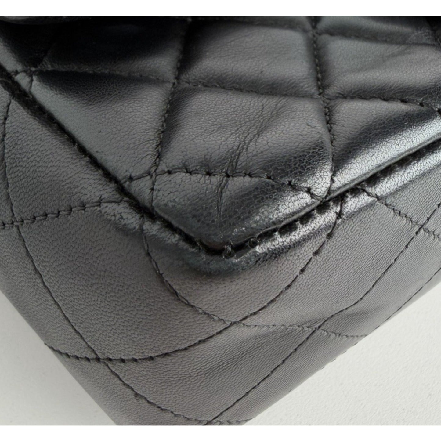 Chanel Mini Rectangular Flap Bag in Black Quilted Lambskin 2019 D-2