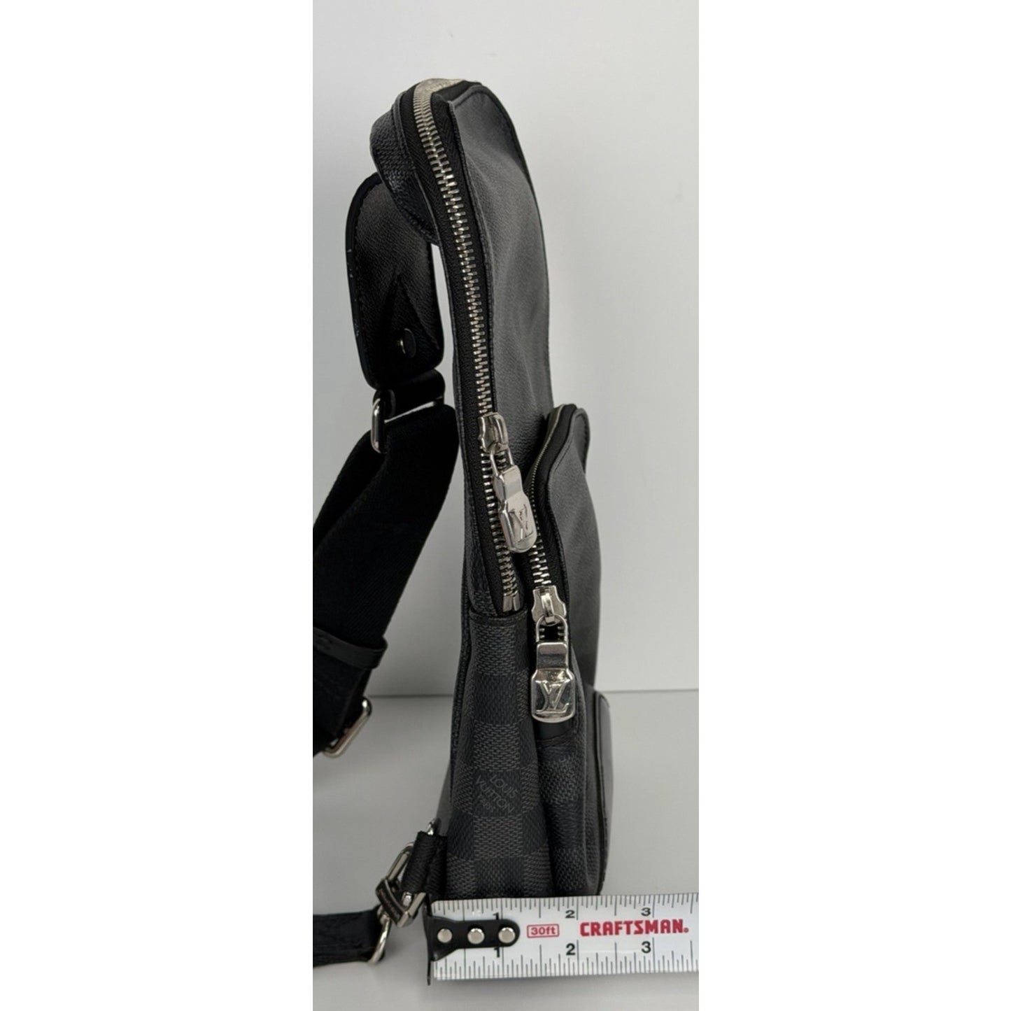 Louis Vuitton Avenue Sling Bag in Damier Graphite Coated Canvas S-05