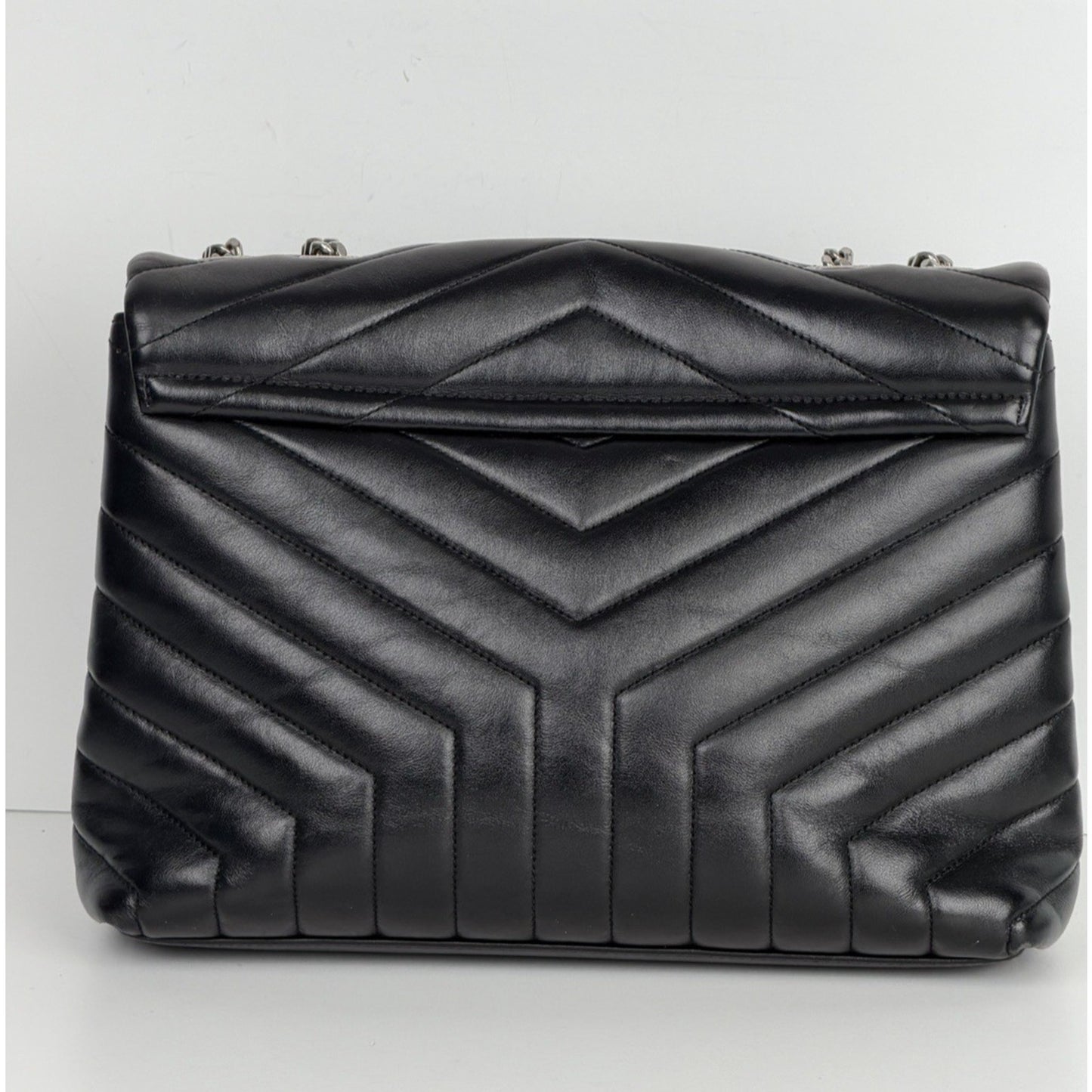 Saint Laurent Toy Loulou Shoulder Bag in Black Quilted Leather Medium R1