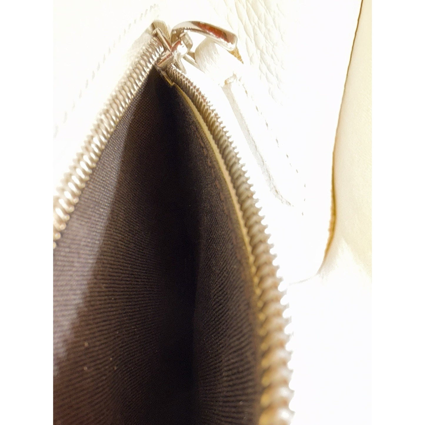 Fendi Peekaboo ISeeU Mini Bag White Cuoio Romano Leather Silver-Tone Hardware B1