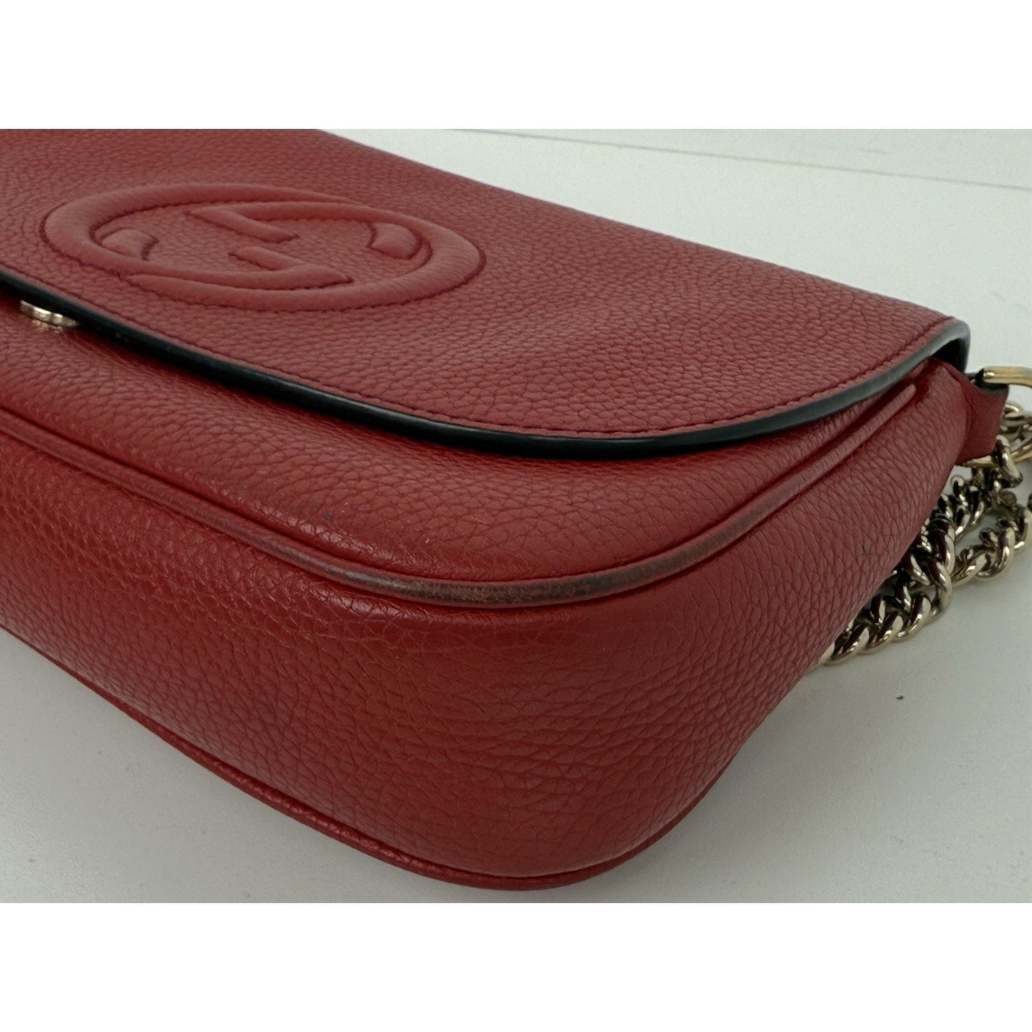 Gucci Soho Red Leather Medium Crossbody Bag with Chain Strap
