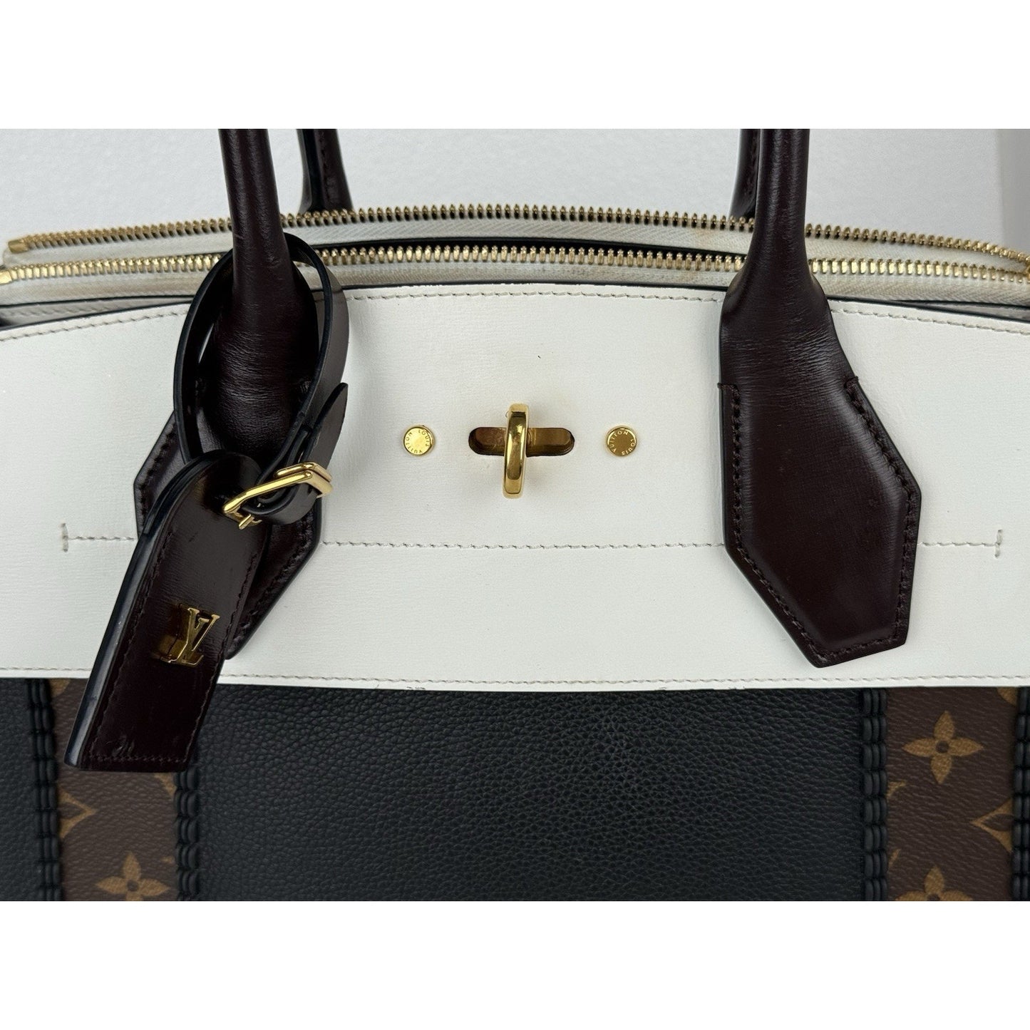 Louis Vuitton City Steamer Mm Monogram Black & White Shoulder Bag