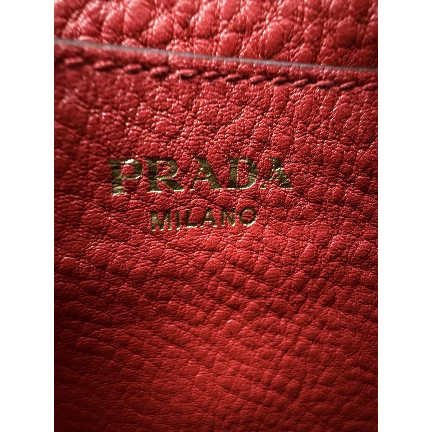 Prada Rubino Vitello Phenix Small Crossbody Bag in Red Leather S01