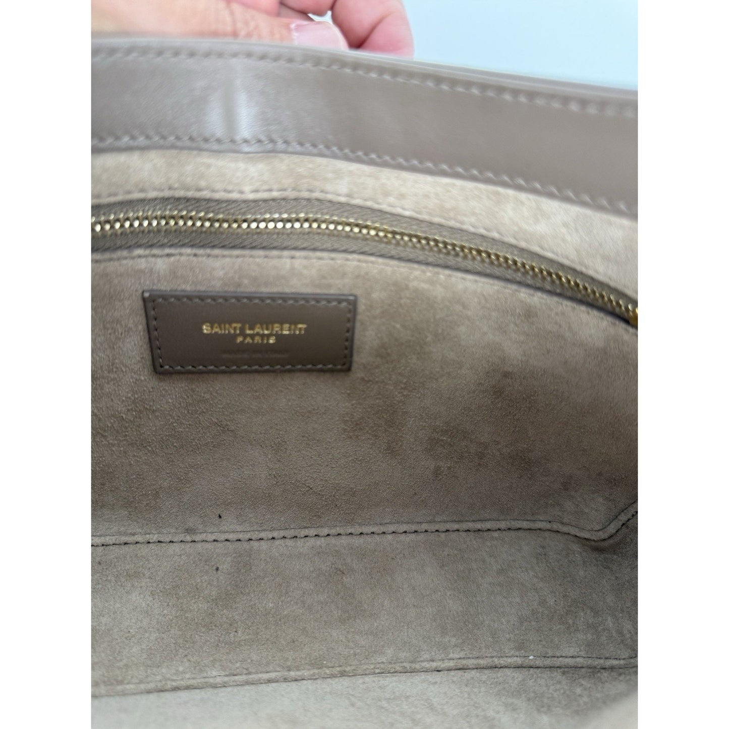 Saint Laurent Le 5 à 7 Beige Leather Shoulder Bag