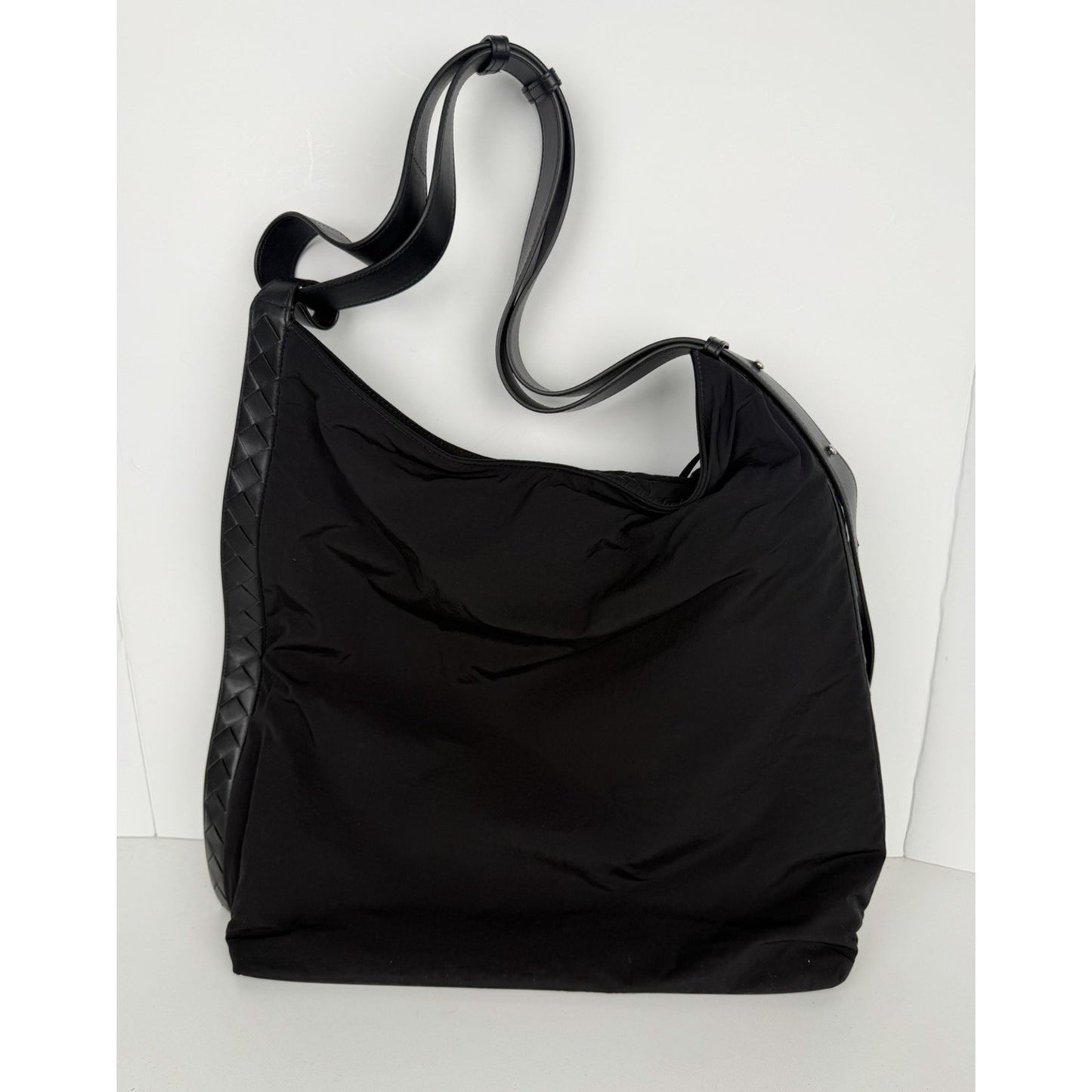 Bottega Veneta Crossroad Hobo Bag Black Nylon & Intrecciato Leather Accents S-20
