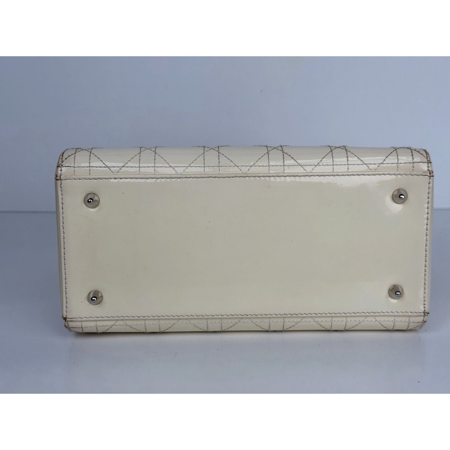Christian Dior Lady Dior Medium Bag in Beige Patent Cannage Leather C9