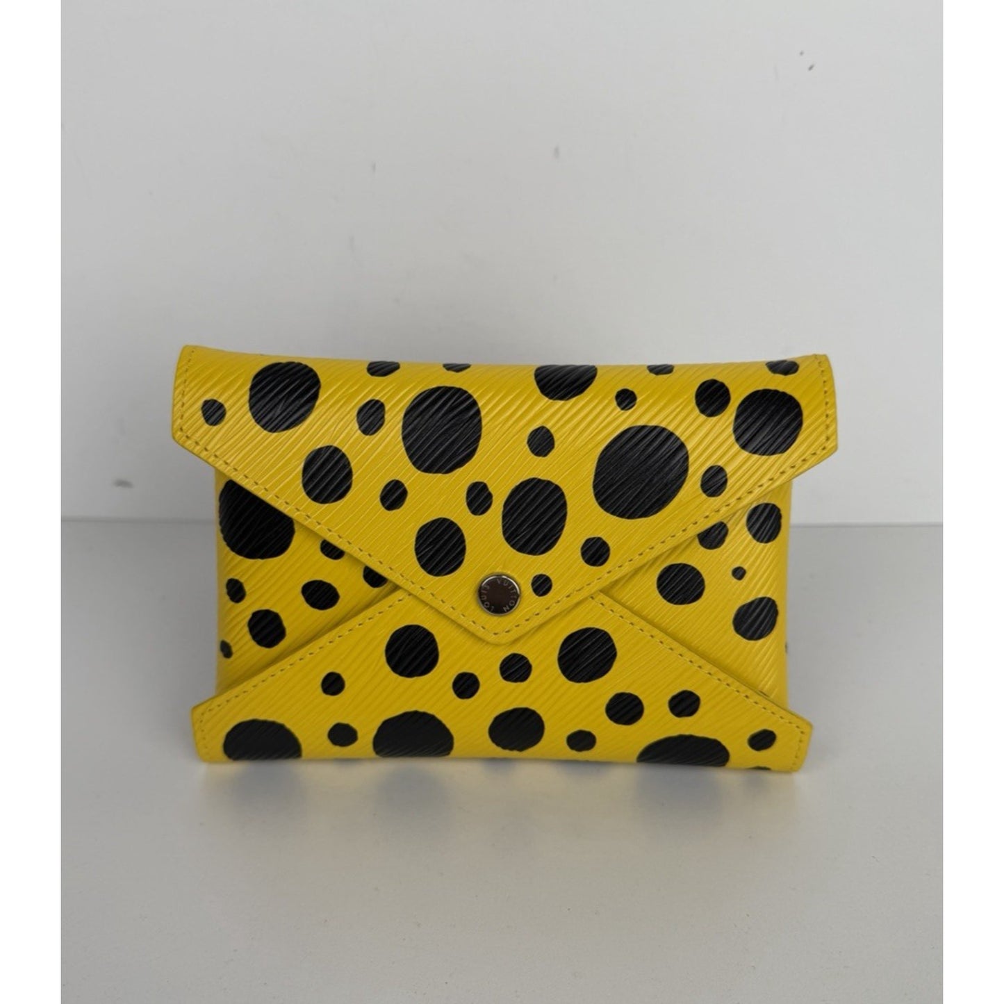 Louis Vuitton x Yayoi Kusama Kirigami Pochette Bag in Polka Dot Epi Leather B1
