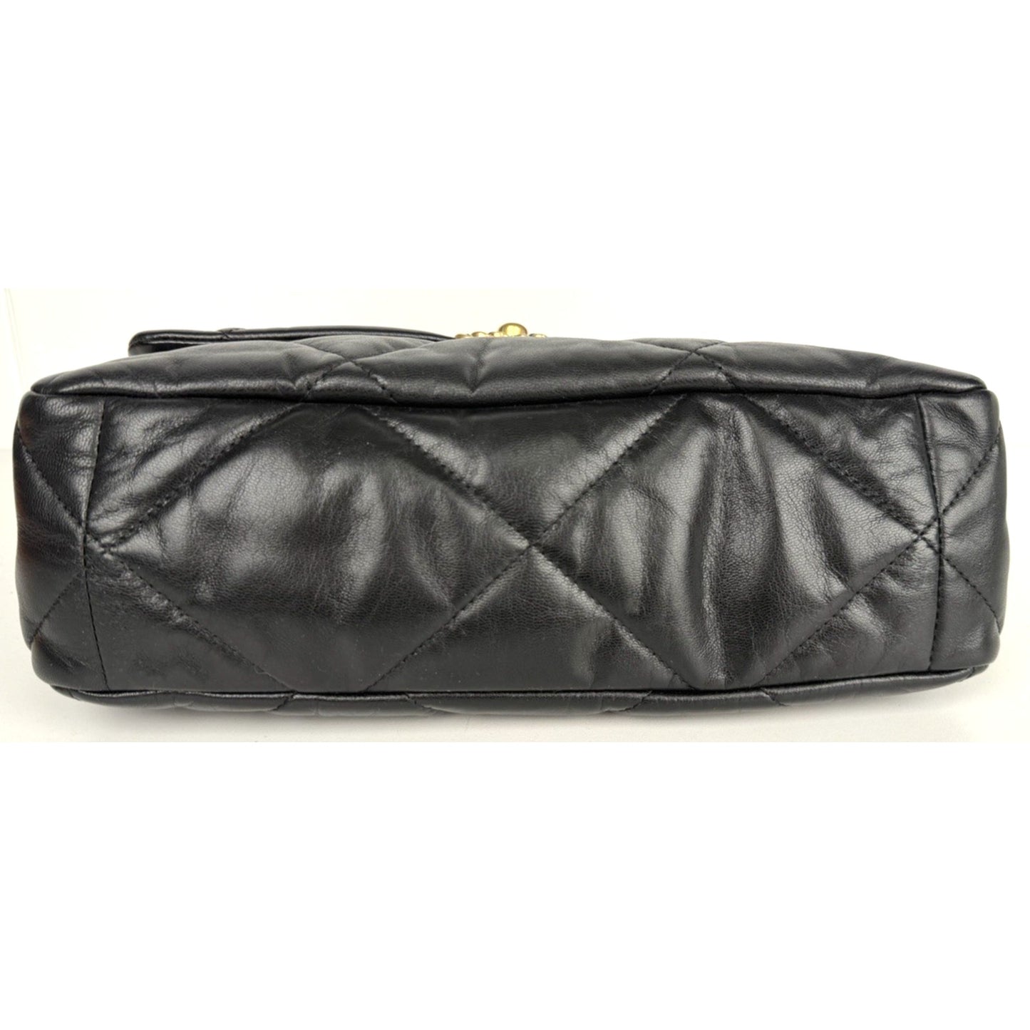 Chanel 19 Flap Medium Bag in Black Quilting Leather Two-Tone Hardware 2020 D7
