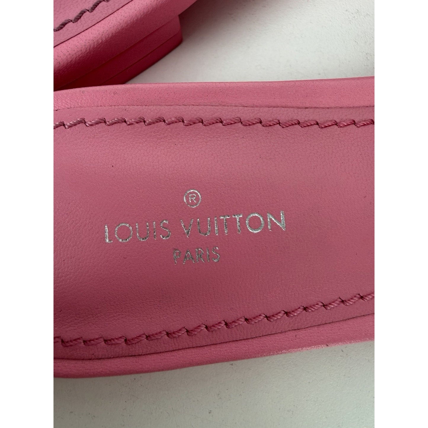 Louis Vuitton Revival Flat Mules in Embossed Pink Leather 36EU (6 US) 2020