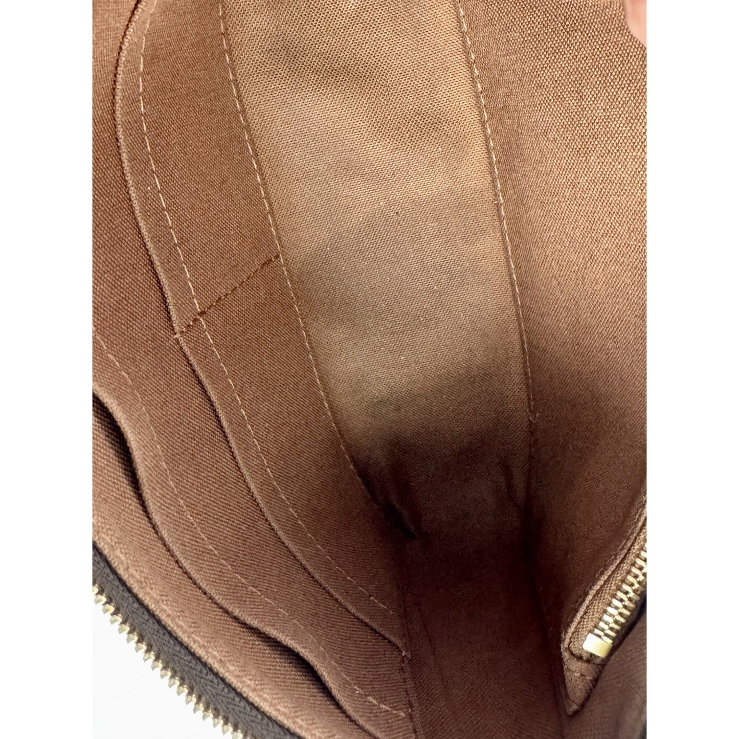 Louis Vuitton Pochette Accessoires Monogram Canvas Bag B-9