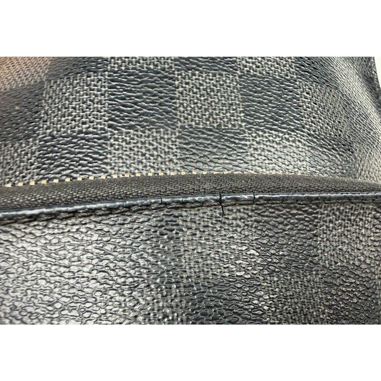 Louis Vuitton Avenue Sling Bag in Damier Graphite Canvas 2020 S08