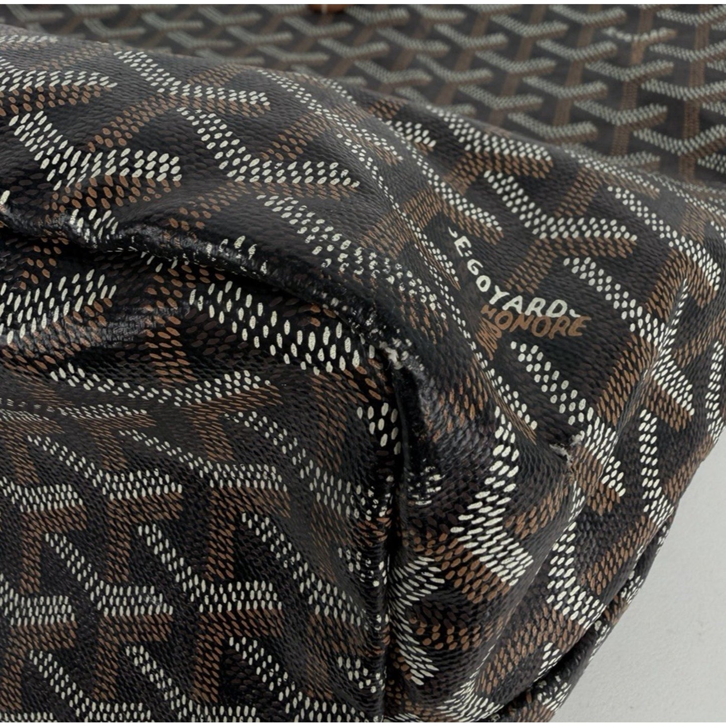 Goyard Saint Louis PM Tote Bag in Black & Tan Classic Chevron Coated Canvas D2