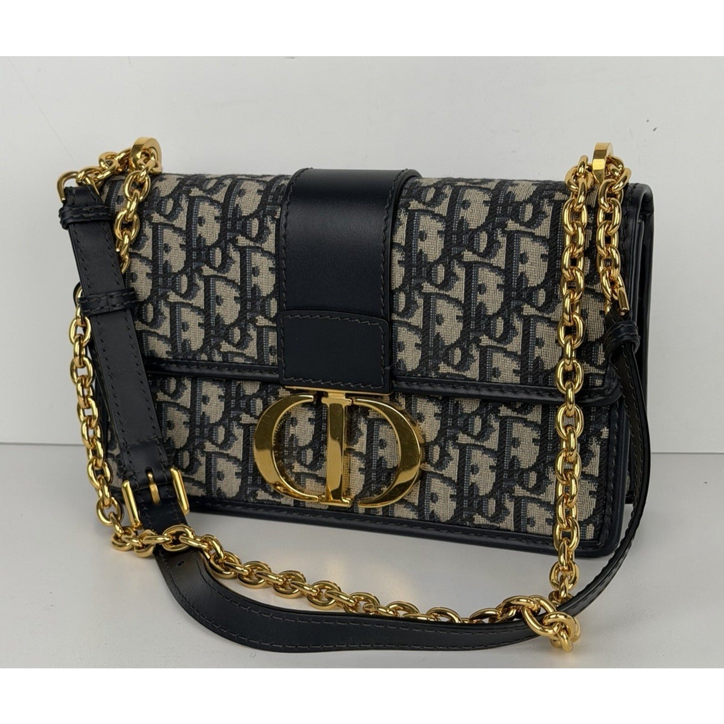 Dior 30 Montaigne Chain Bag Blue Oblique Jacquard & Gold-tone CD Clasp D8