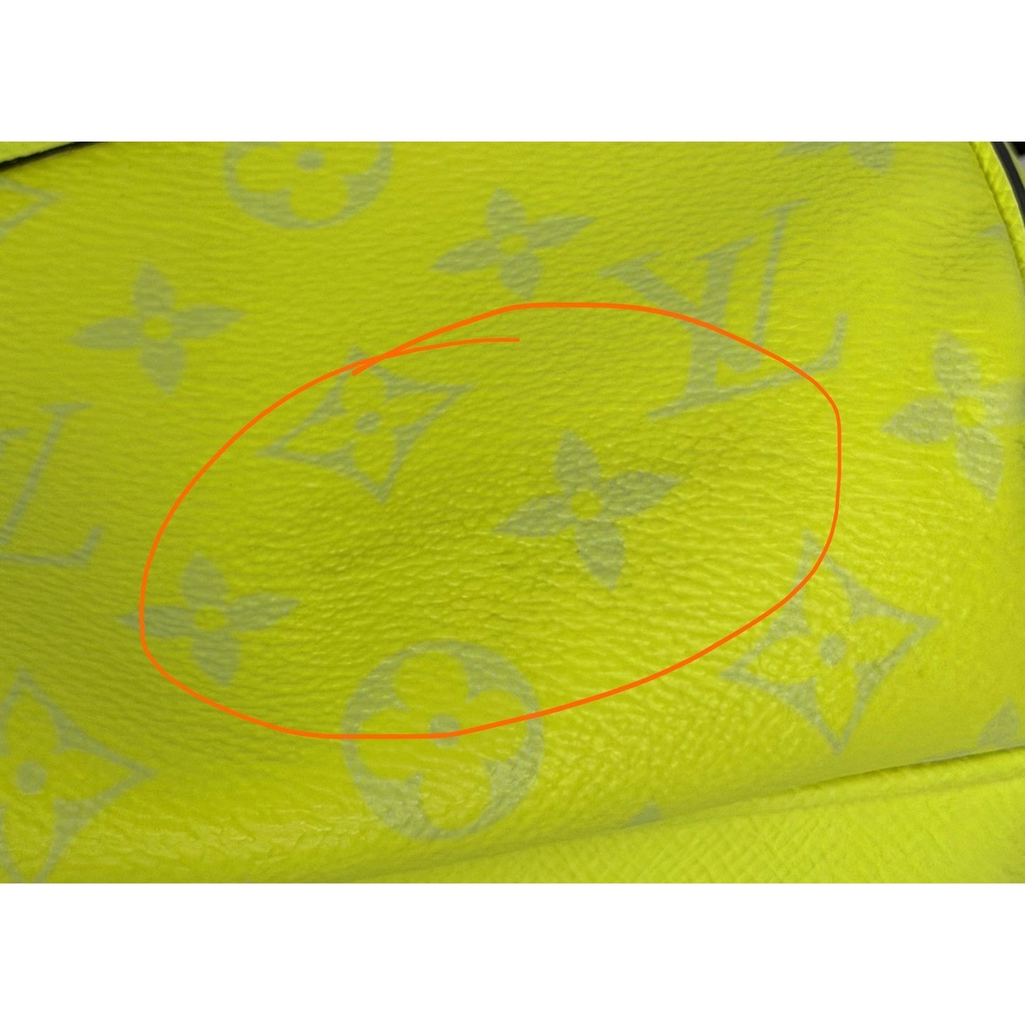 Louis Vuitton Outdoor Messenger Taiga in Neon Yellow Color Microchipped D9