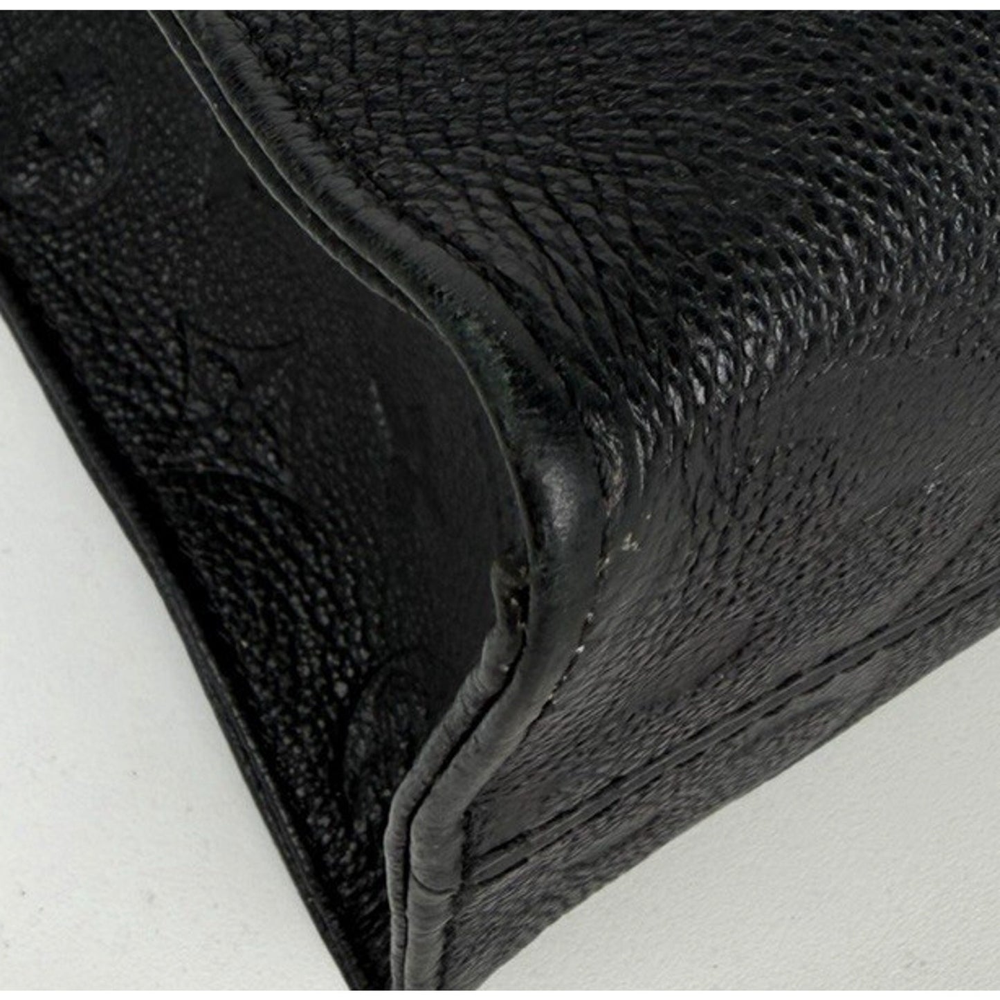 Louis Vuitton OnTheGo PM Bag in Back Debossed Monogram Empreinte Leather NFC C3