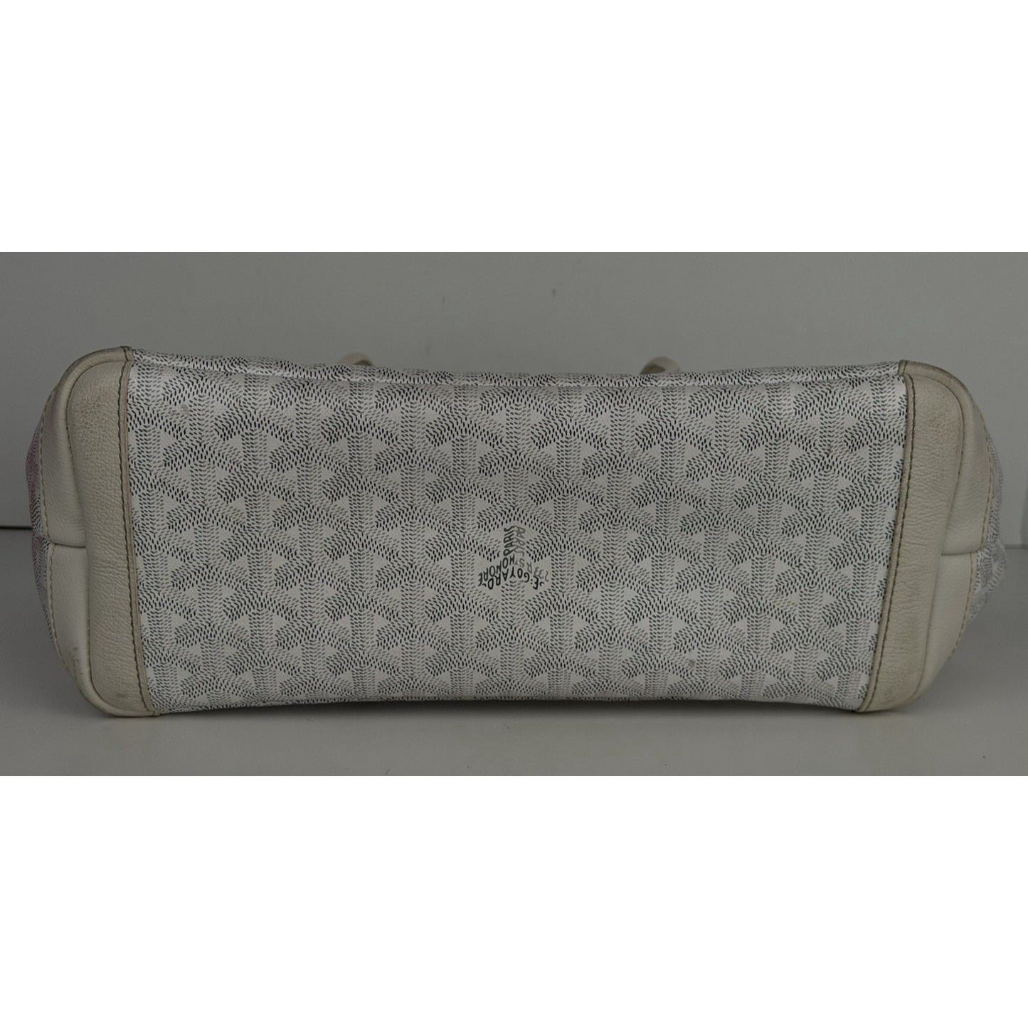 Goyard Goyardine Artois PM White Gore Bag S06