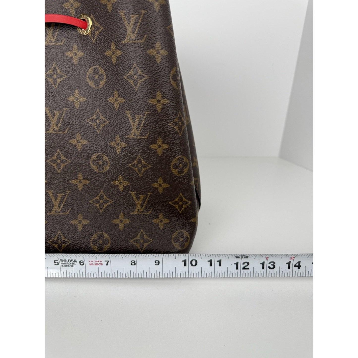 Louis Vuitton NeoNoe Handbag Monogram Canvas MM Women’s Shoulder Bag