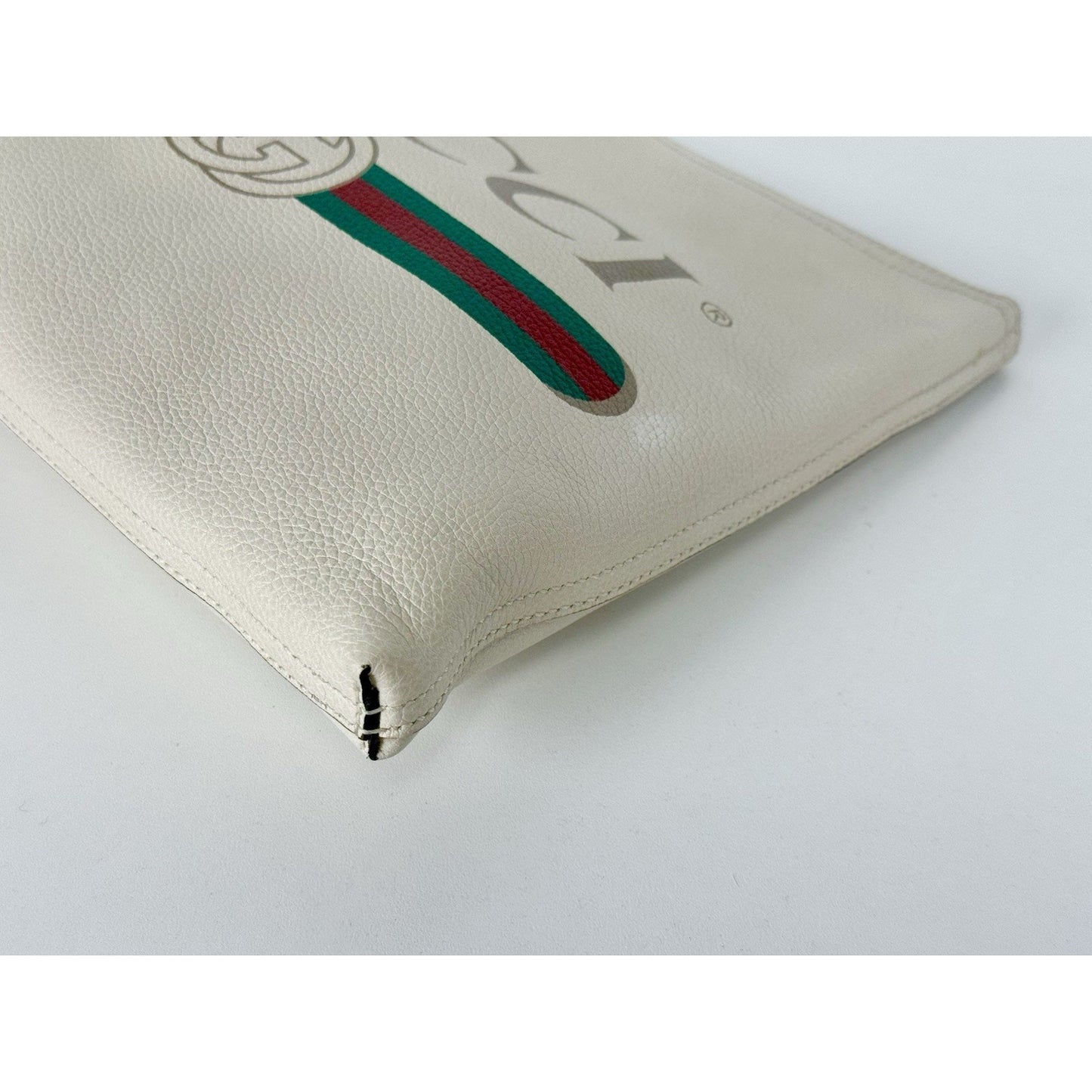 Gucci White Leather Logo Print Zip Pouch with Gold Hardware D-1