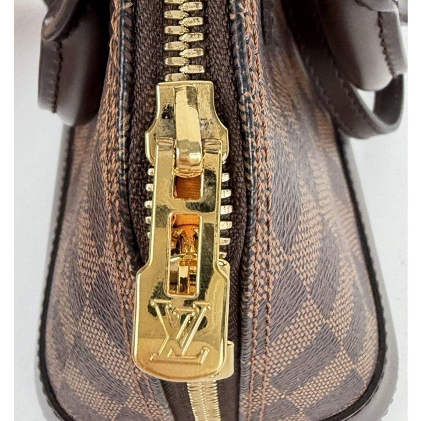 Louis Vuitton Alma BB Bag in Damier Ebene Coated Canvas Leather Trim 2019 E8