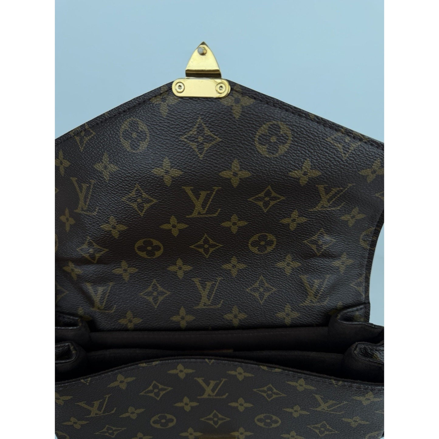 Louis Vuitton Monogram Pochette Metis Shoulder Bag NFC D-4