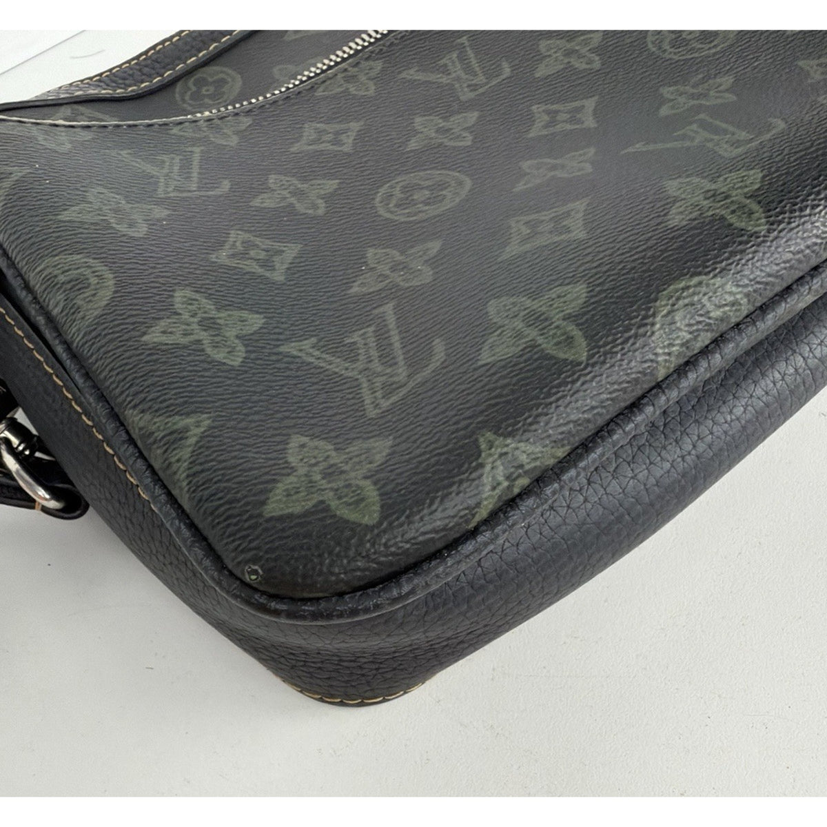 Louis Vuitton Trio Messenger Shoulder Bag Green Coated Canvas NFC C4