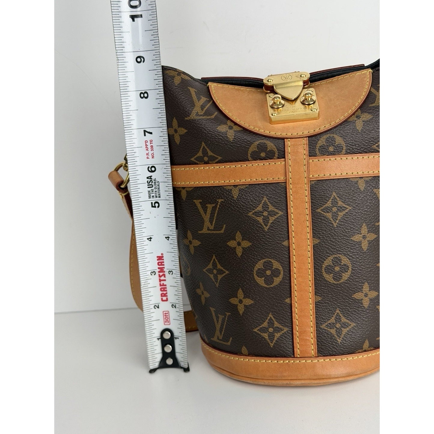 Louis Vuitton Monogram Duffle Bag in Brown Monogram Coated Canvas 2019 S19
