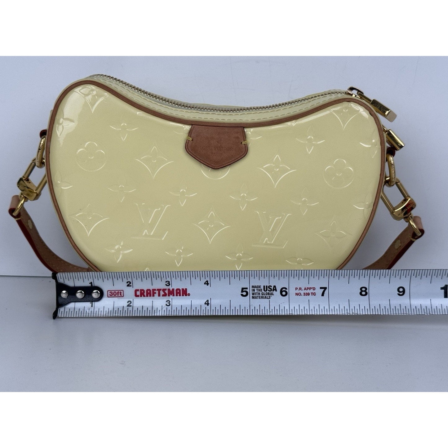 Louis Vuitton Croissant Handbag Monogram Vernis PM Yellow B-7