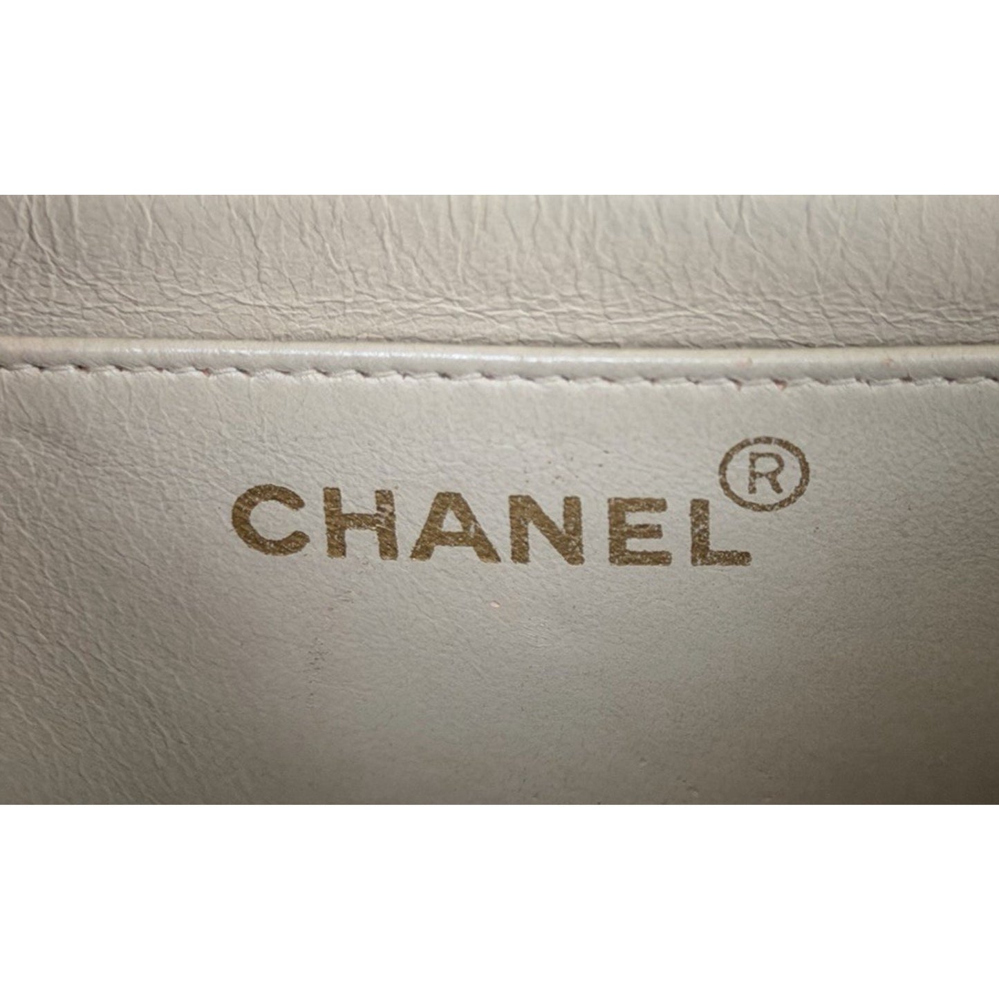 Chanel Vintage Medium Diana Flap Bag in Light Beige Lambskin Leather C6