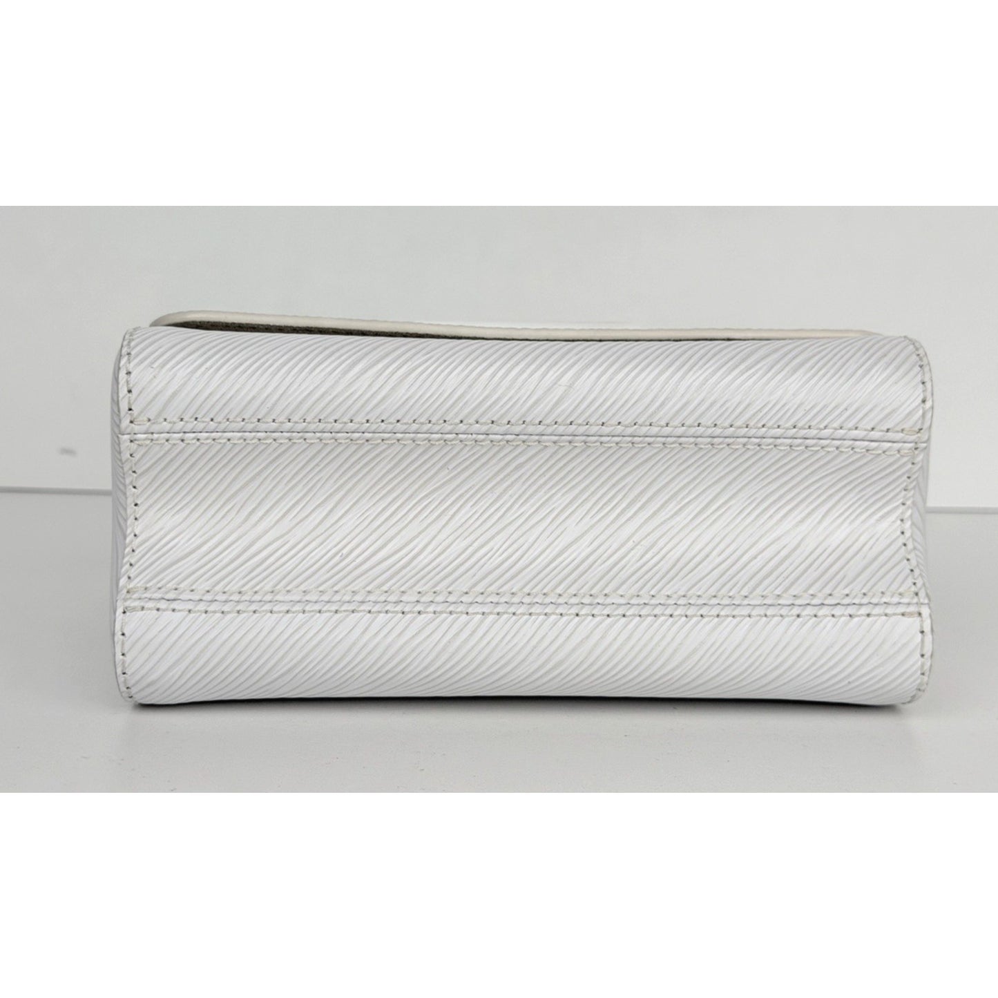 Louis Vuitton Twist PM Shoulder Bag in White Epi Leather 2020 D3