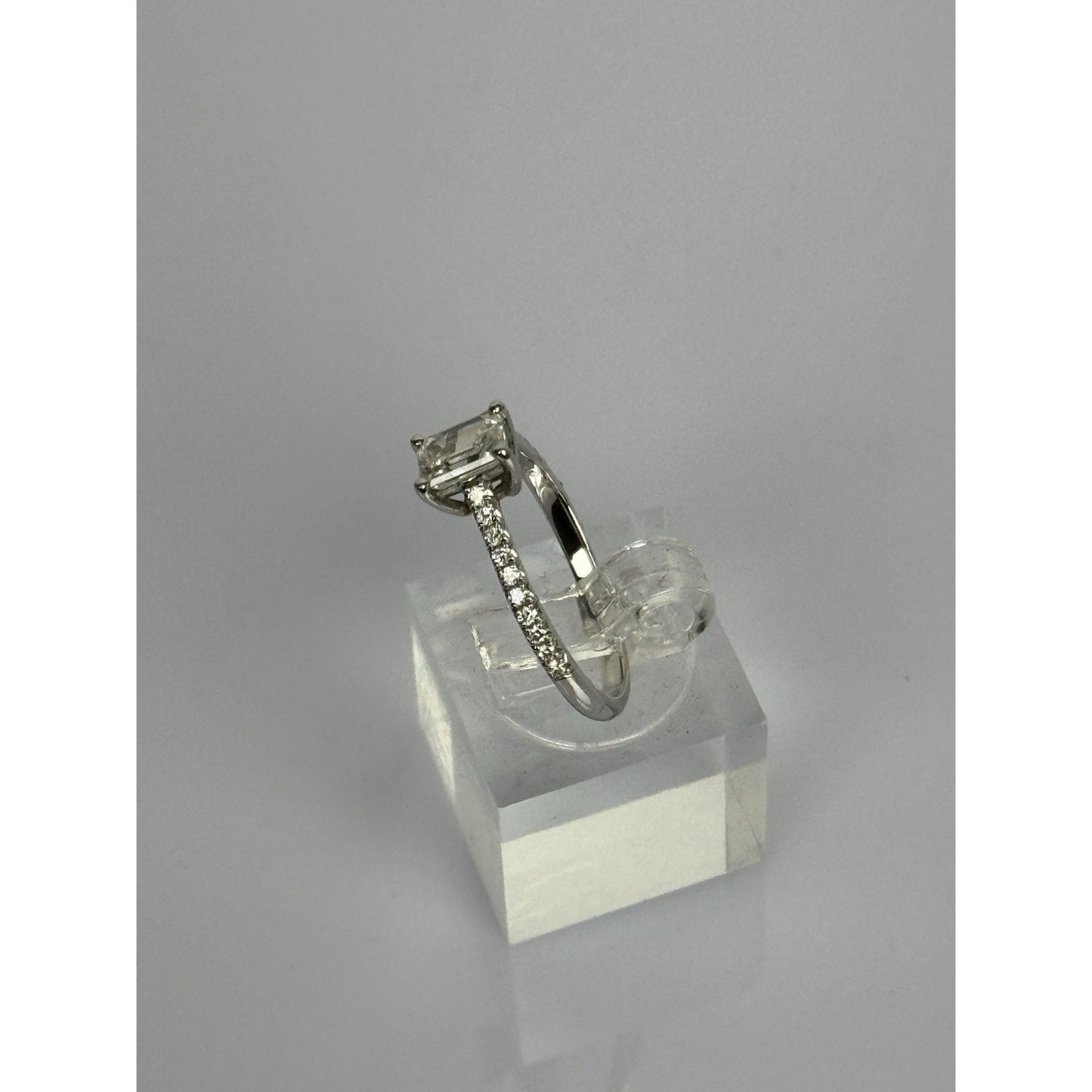 Tiffany & Co. 0.98ct Emerald Diamond Ring H/VS1 GIA Pt900 - MSRP $11,500