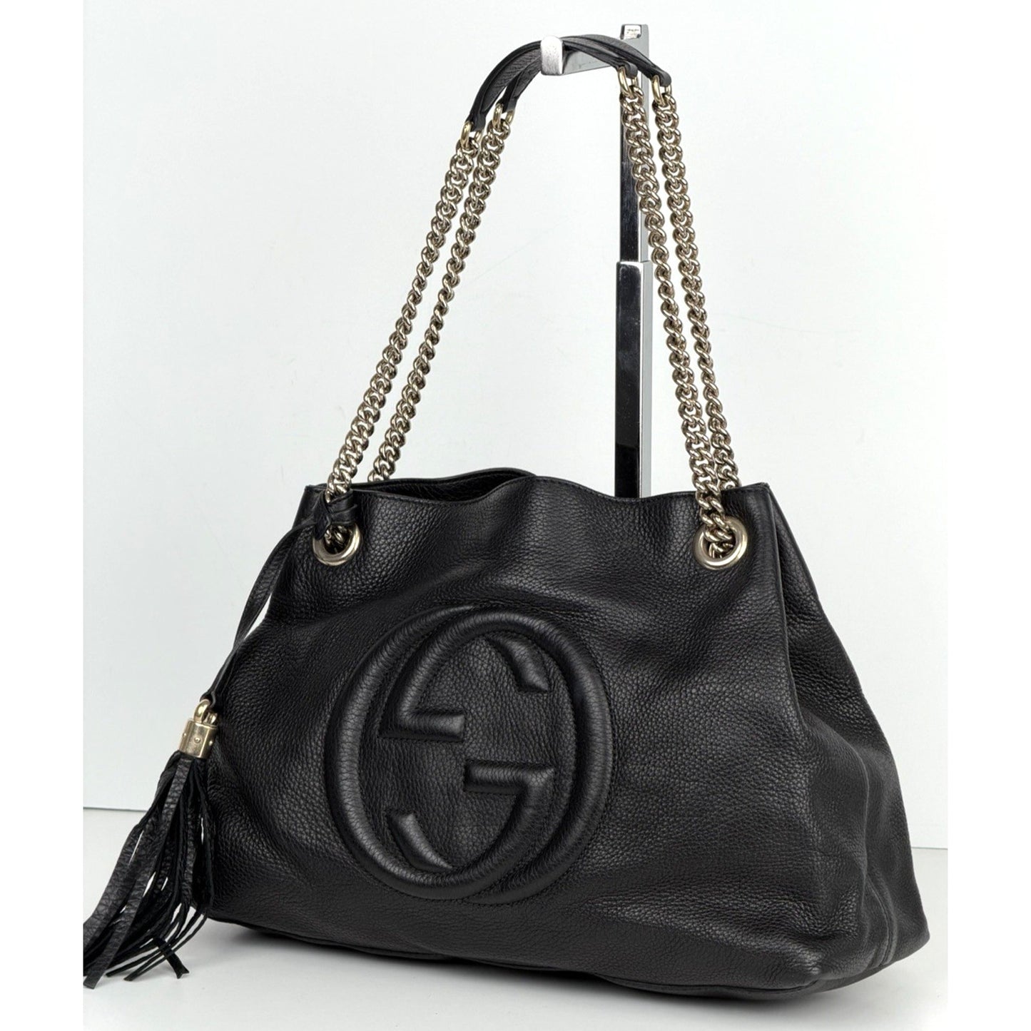 Gucci Soho Chain Shoulder Medium Bag in Black Pebbled Leather with Tassel S-06