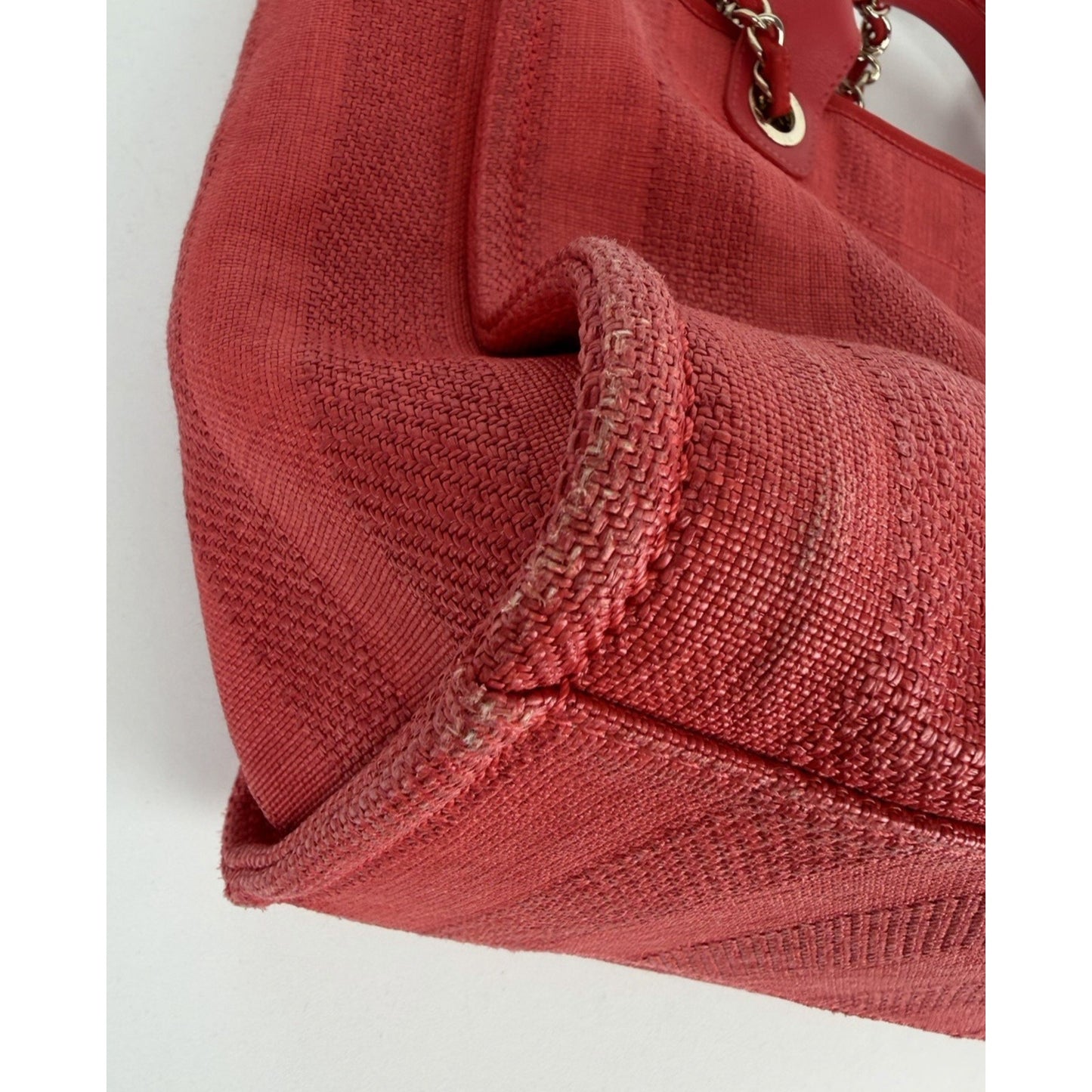 Chanel Deauville Tote Bag Medium Red Canvas with Champagne-Tone Hardware 2019 C6