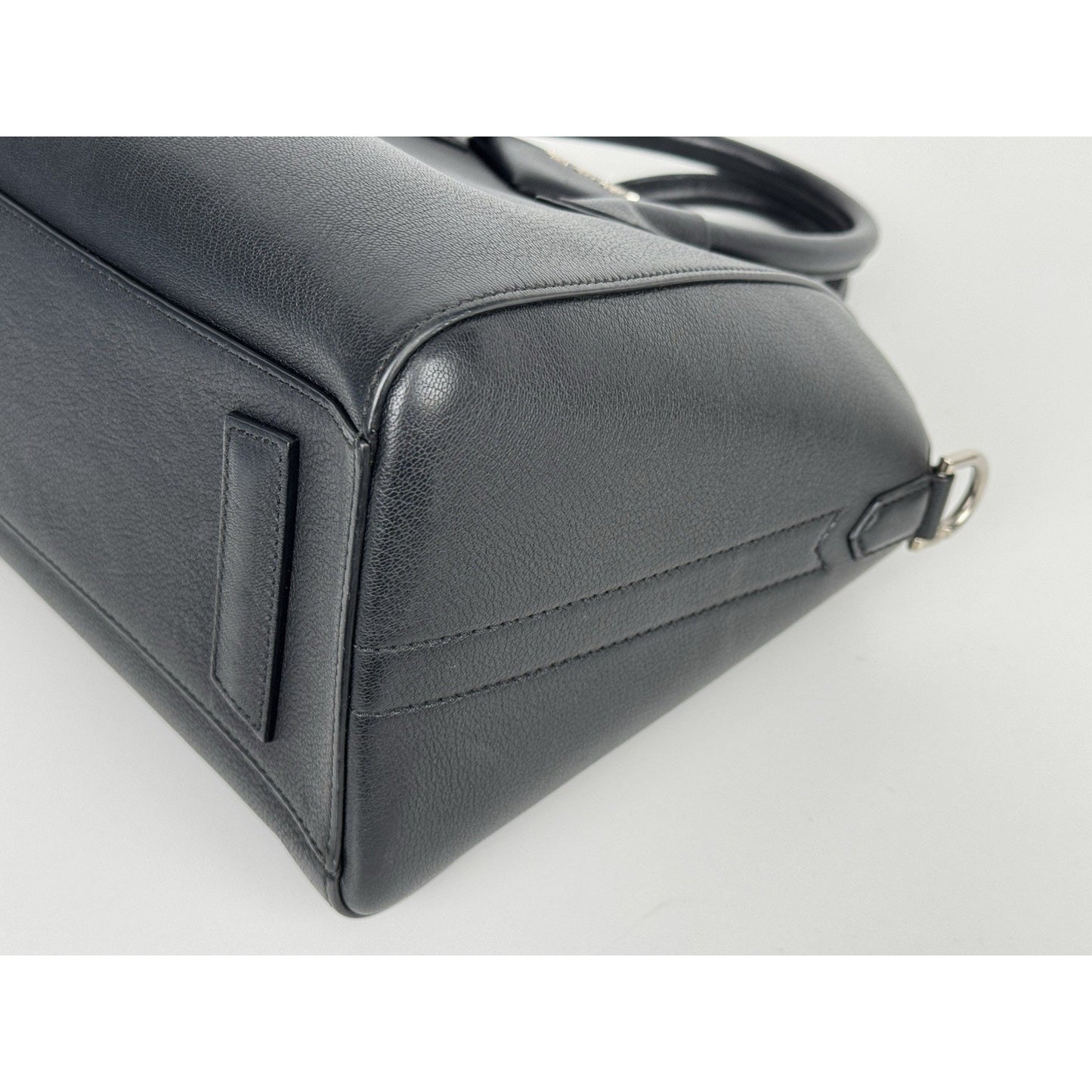 Givenchy Antigona Bag in Black Grained Leather with Silver Hardware S02