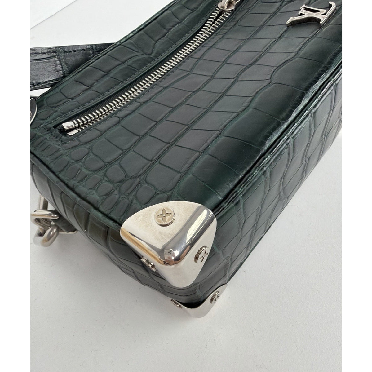 Louis Vuitton Soft Trunk Crossbody Bag Mini in Green Crocodile Leather NFC E2
