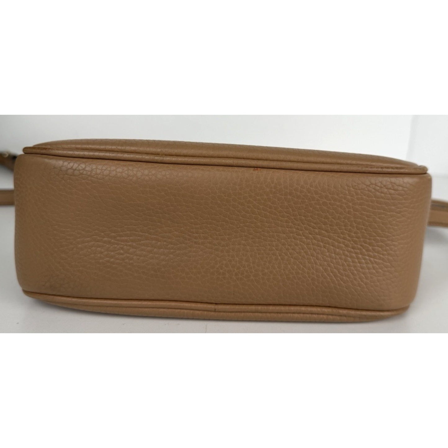 Soho Disco Small Bag in Light Brown Leather Crossbody Champagne Hardware S