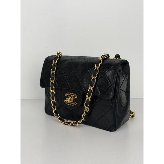 Chanel Vintage Mini Square Classic Flap bag Black Lambskin Leather D1