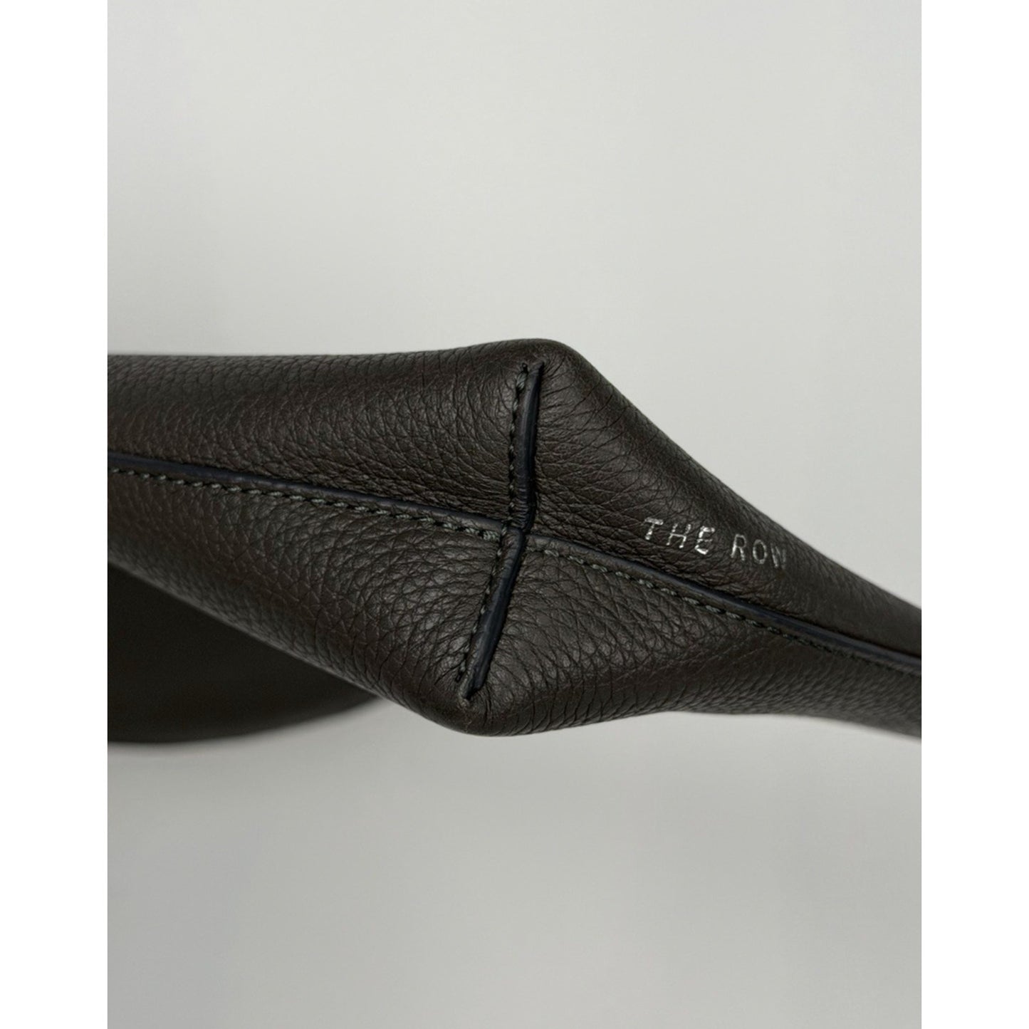 The Row Agnes Pebbled Leather Medium Zip Clutch in Grey S04