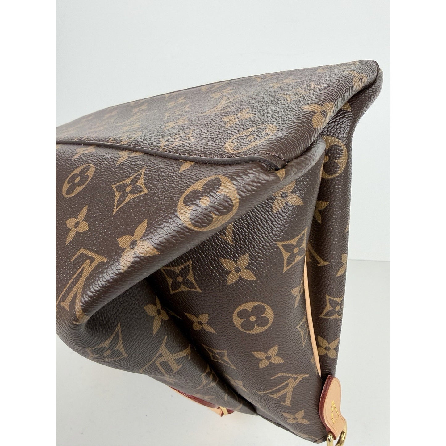 Louis Vuitton Rivoli MM Satchel Bag in Brown Monogram Coated Canvas NFC C5