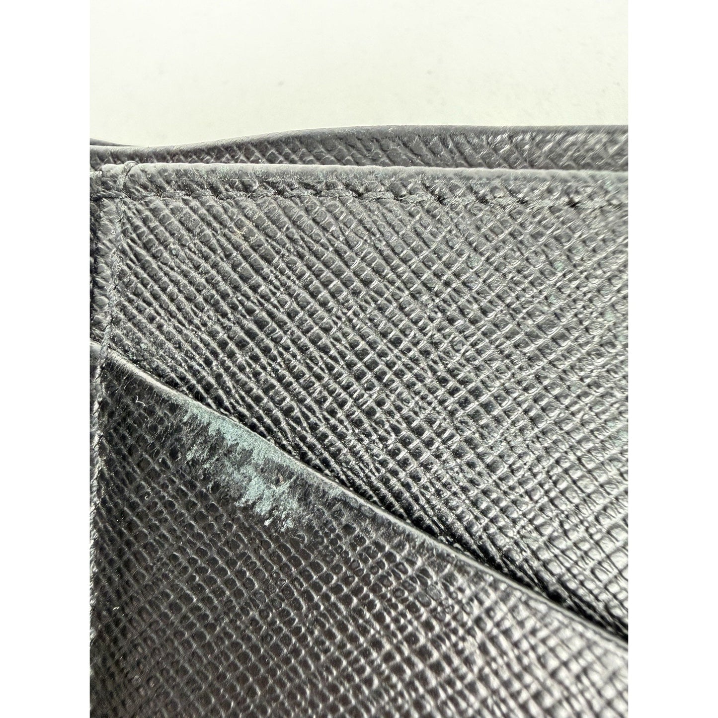 Louis Vuitton Bifold Multiple Wallet in Damier Graphite Canvas 2010