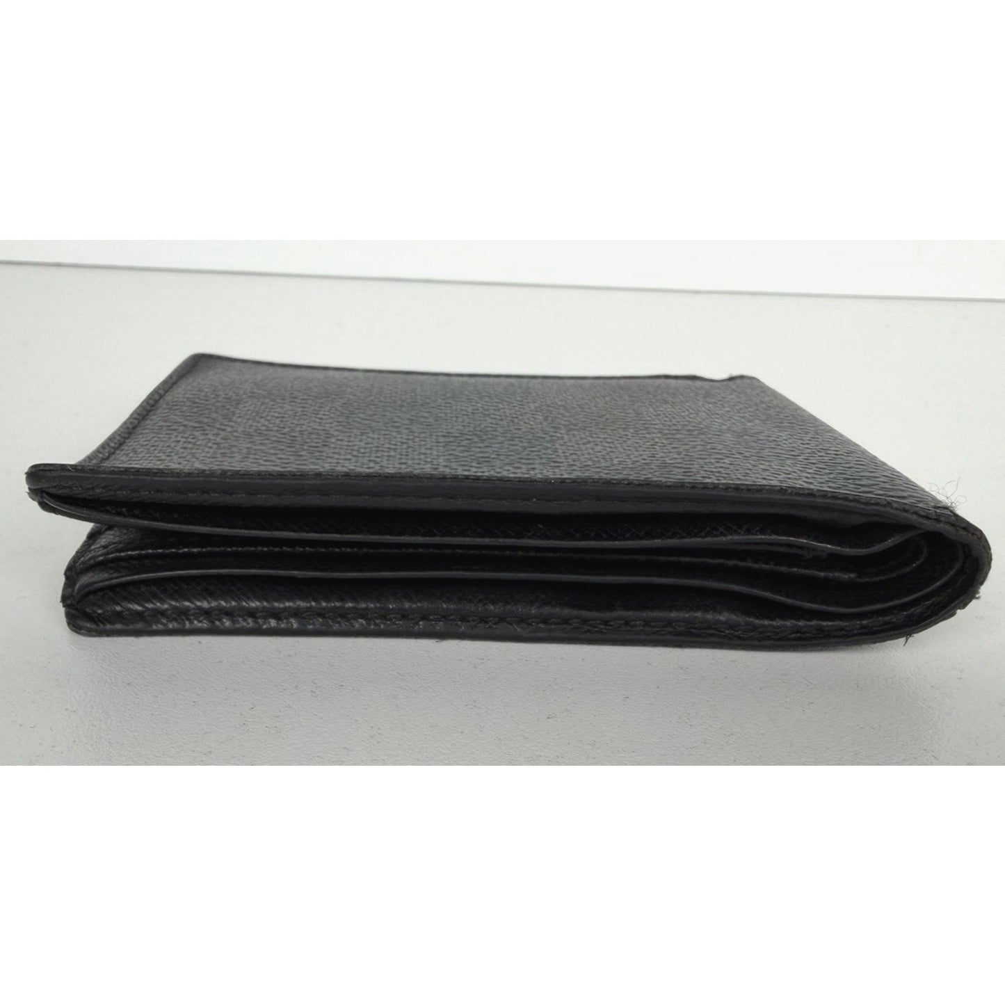 Louis Vuitton Bifold Multiple Wallet in Damier Graphite Canvas 2010
