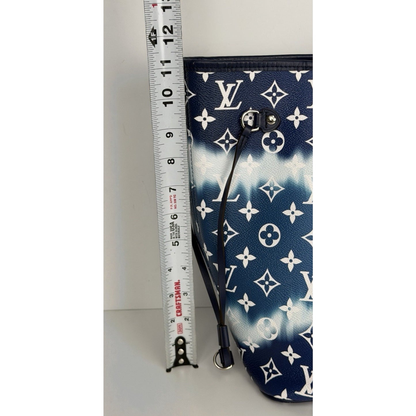 Louis Vuitton Neverfull Tote Bag MM in Escale Monogram Canvas 2020 D4