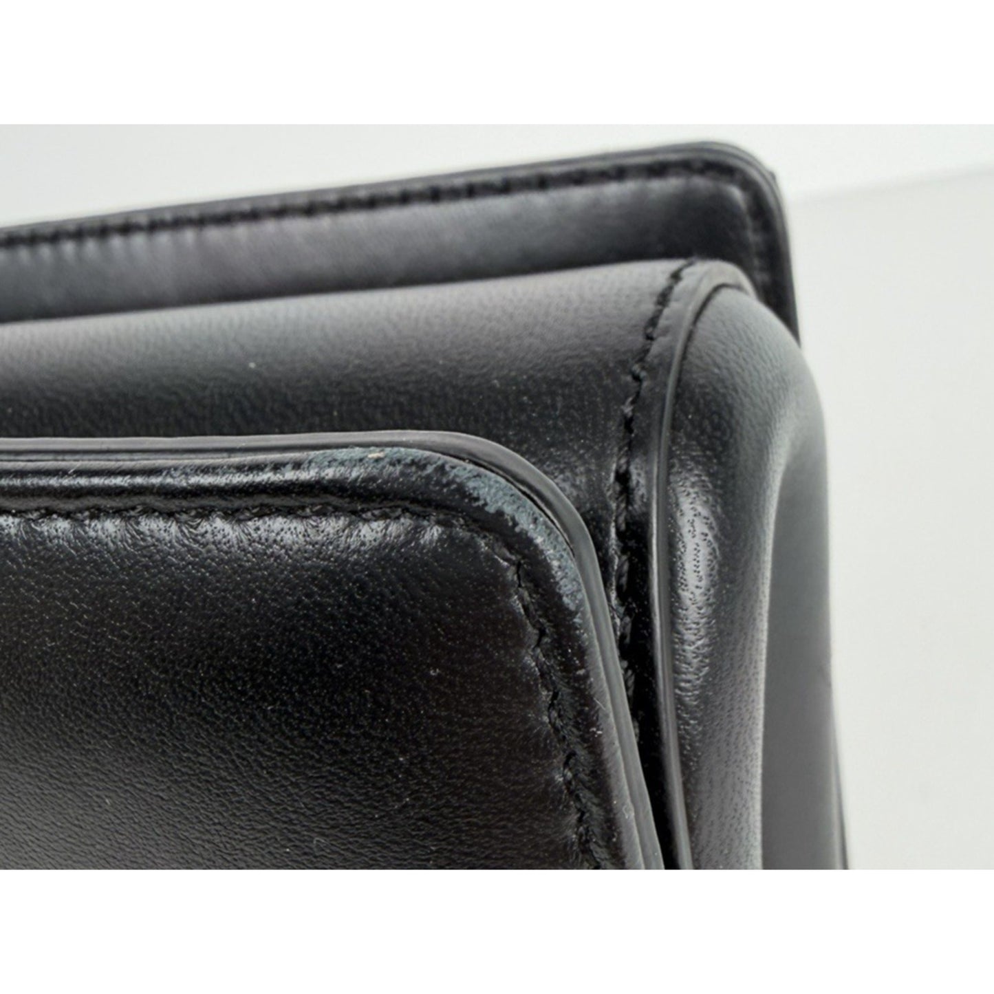 Dolce & Gabbana DG Girls Shoulder Bag Small in Black Leather for Women S15