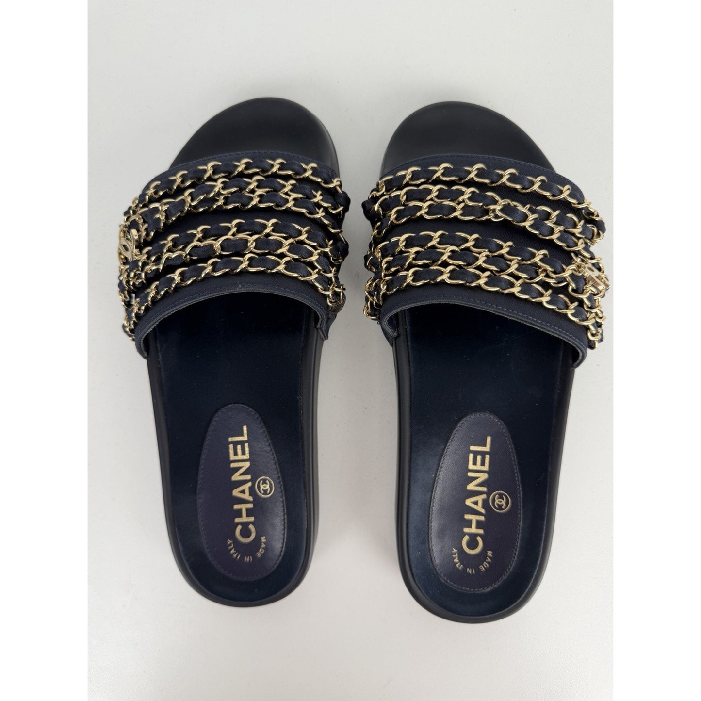 Chanel Interlocking CC Chain Slides in Dark Navy Satin Size EU 37